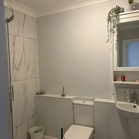 Stylish 2 Bedroom Flat In Apartament Dublin
